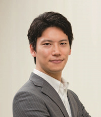 米山　一樹　教授